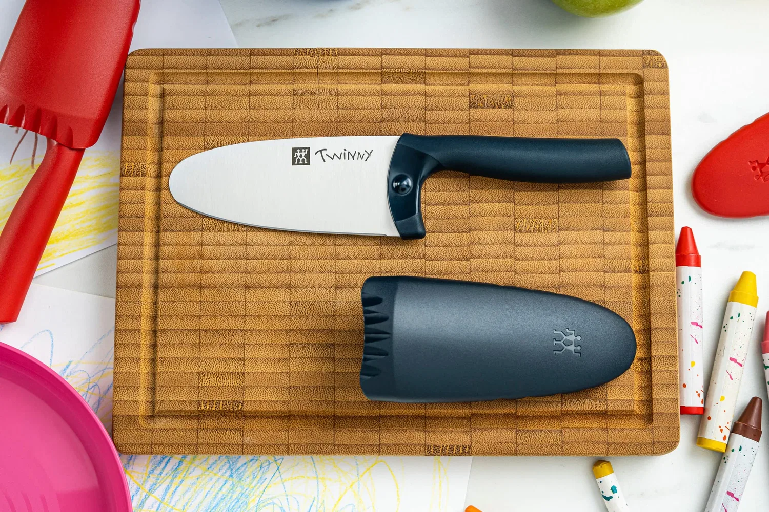 Детский кухонный нож ZWILLING TWINNY для начинающих с закругленным кончиком 10 см, синий — фото 3