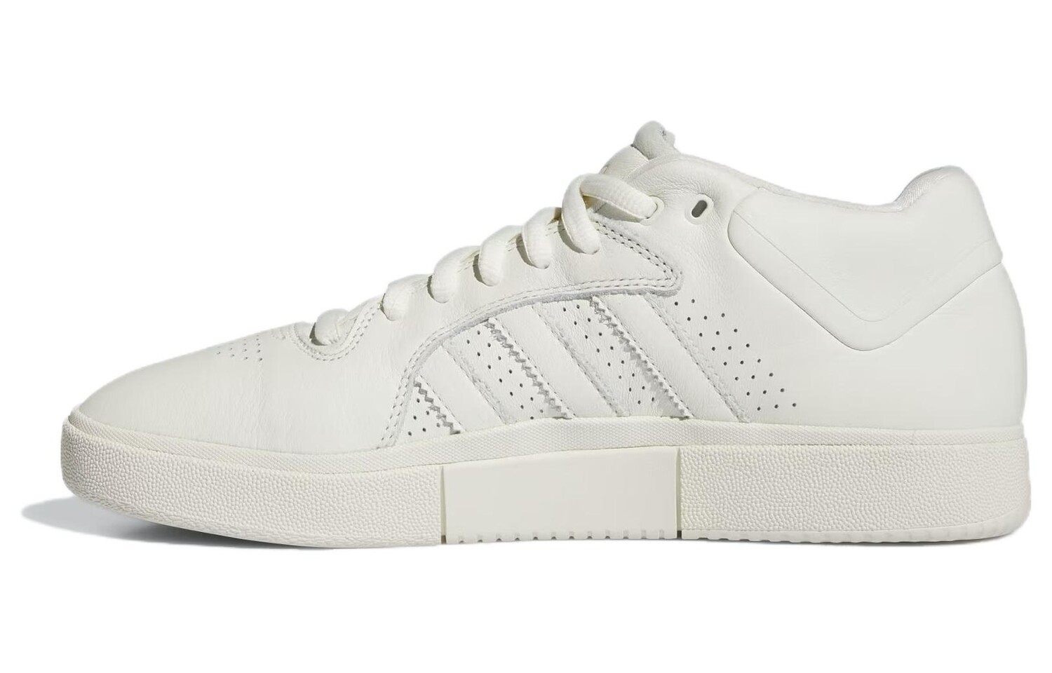 

Adidas originals Обувь для скейтбординга Tyshawn унисекс, White