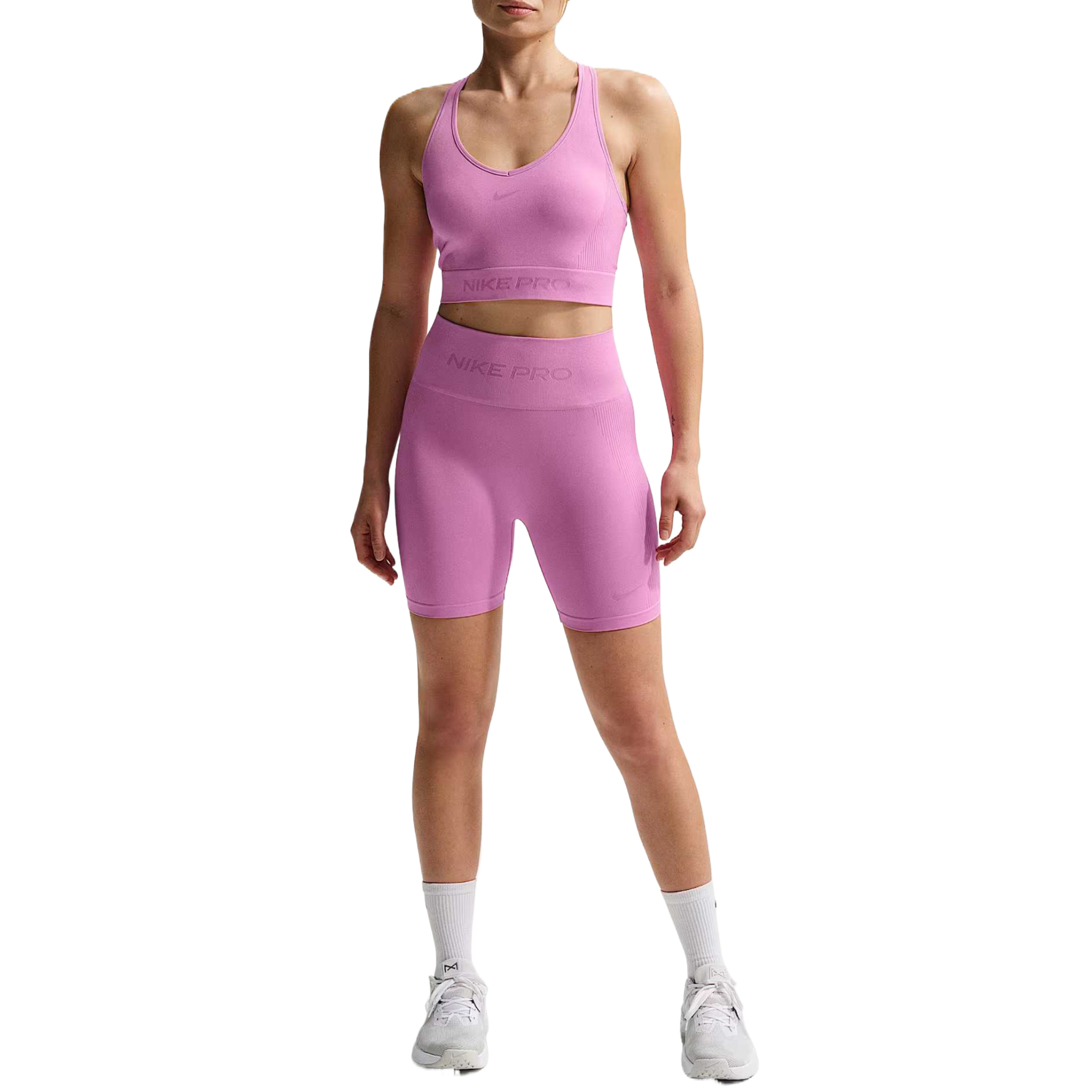 

Nike Велосипедные шорты для женщин Light Magenta Moderate