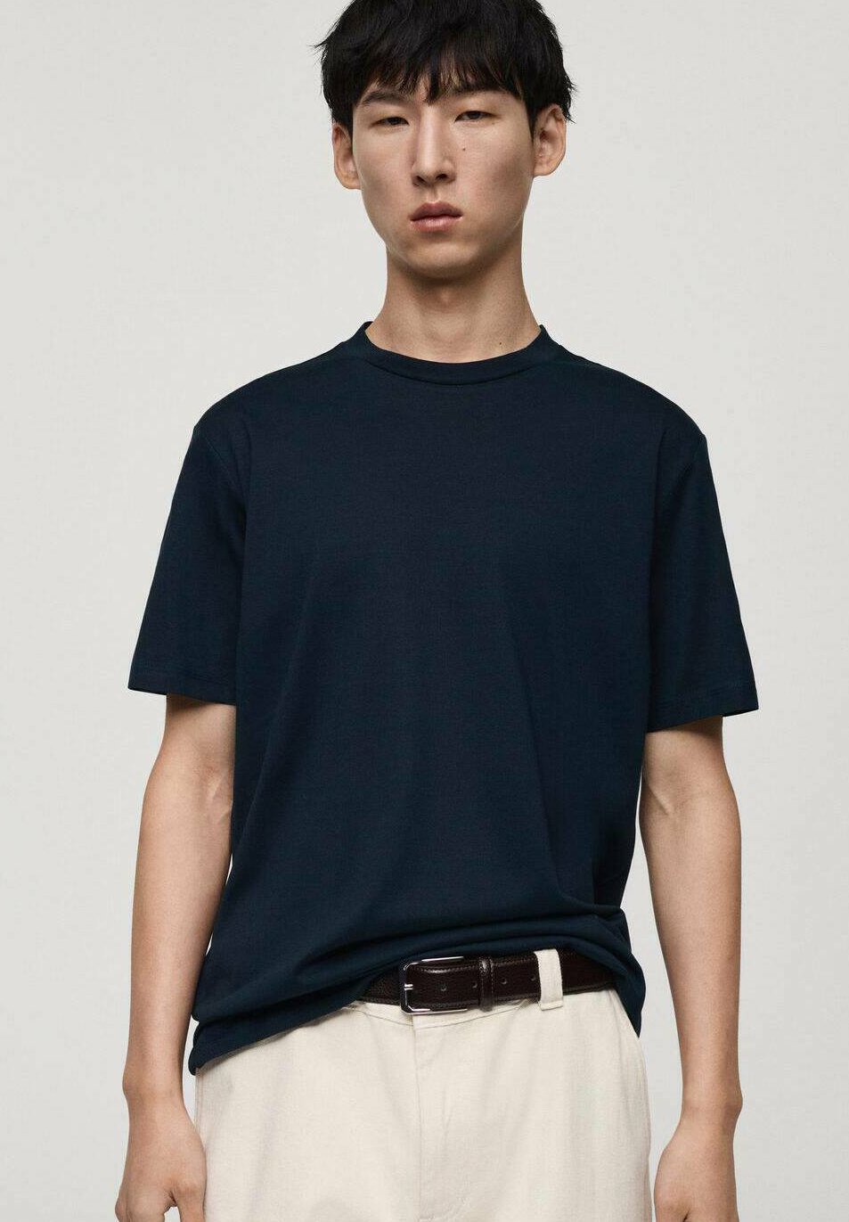 

Базовая футболка BELLOW Mango, цвет Royal Blue