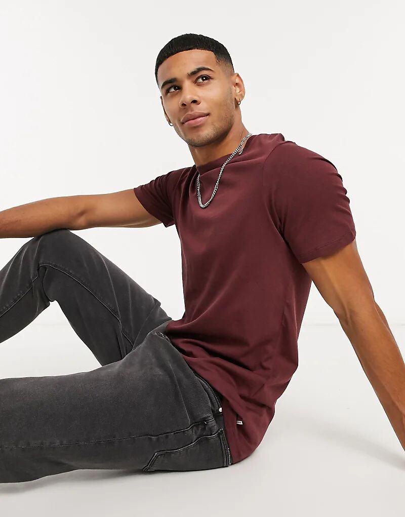 

Футболка Jack & Jones Essentials из хлопка с круглым вырезом, бордового цвета - КРАСНАЯ