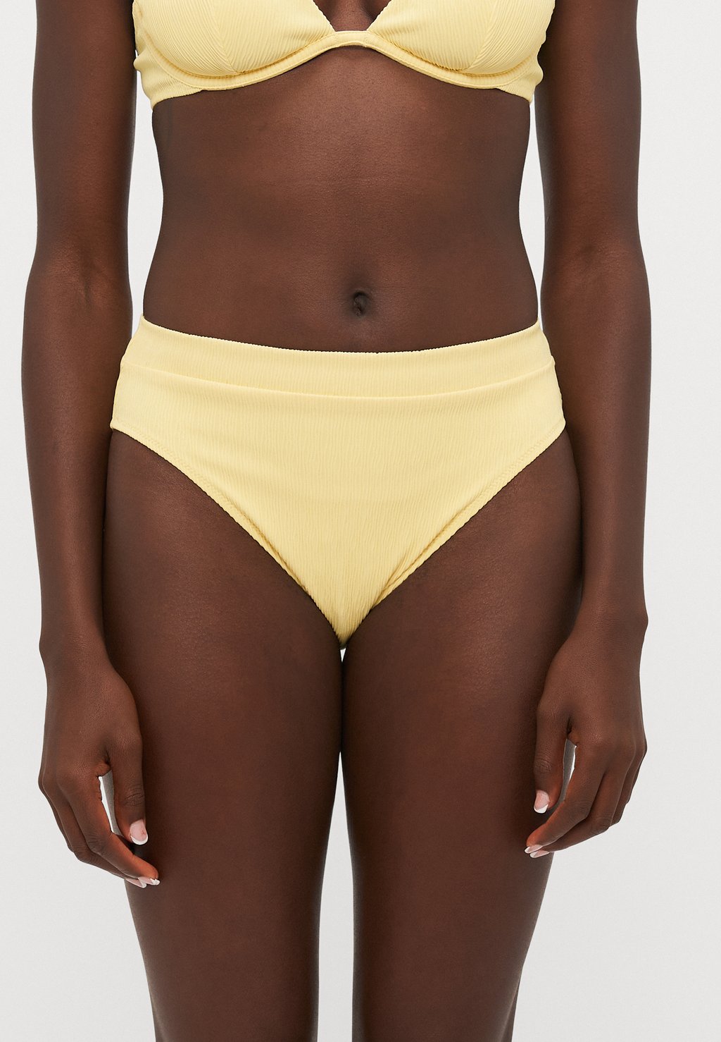

Плавки бикини SWIM BRIEF HANNA WAVY Lindex, светло-желтый
