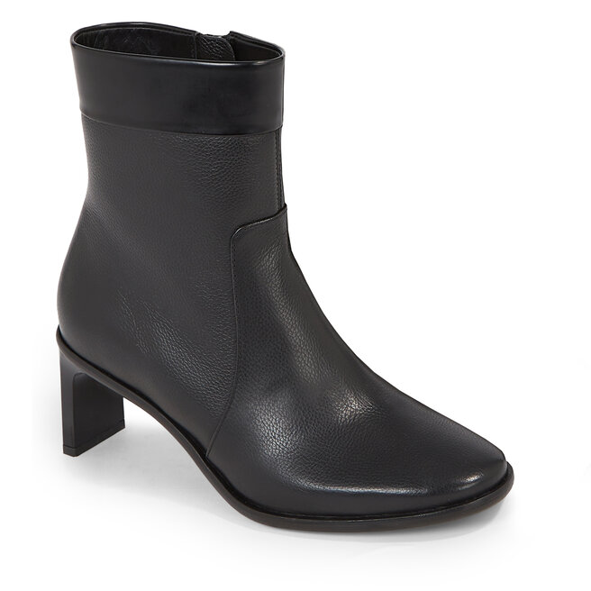 

Ботинки Calvin Klein CurvedStil Ankle, черный