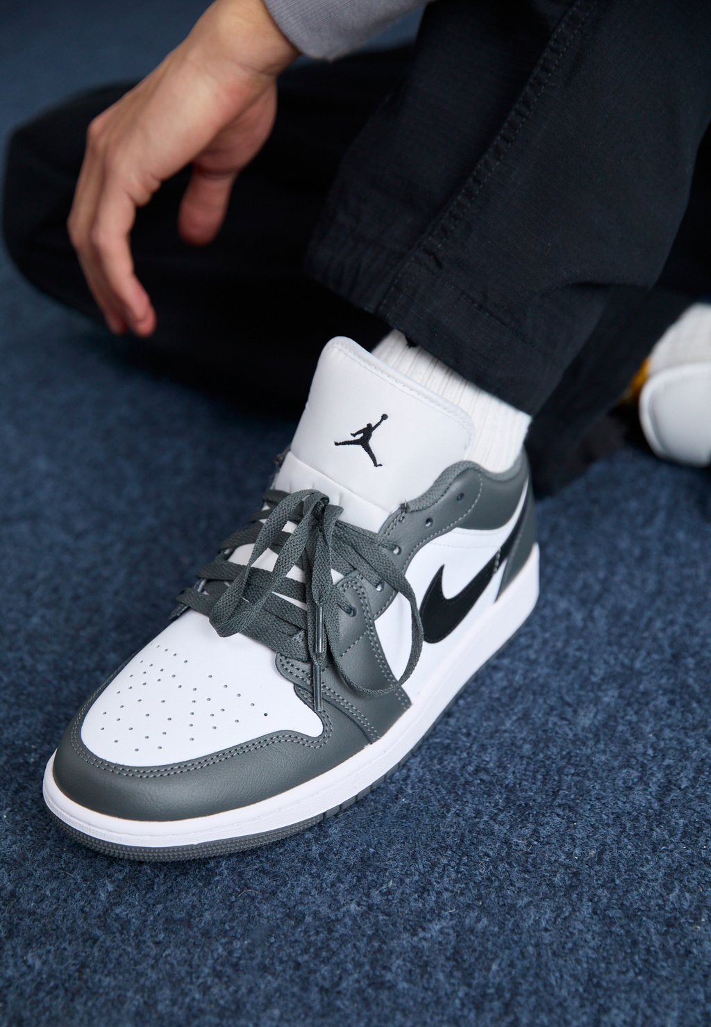 Кроссовки AIR JORDAN 1 LOW Jordan, белый — фото 2