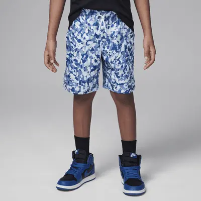 

Шорты Jordan MJ Essentials Poolside, цвет Industrial Blue