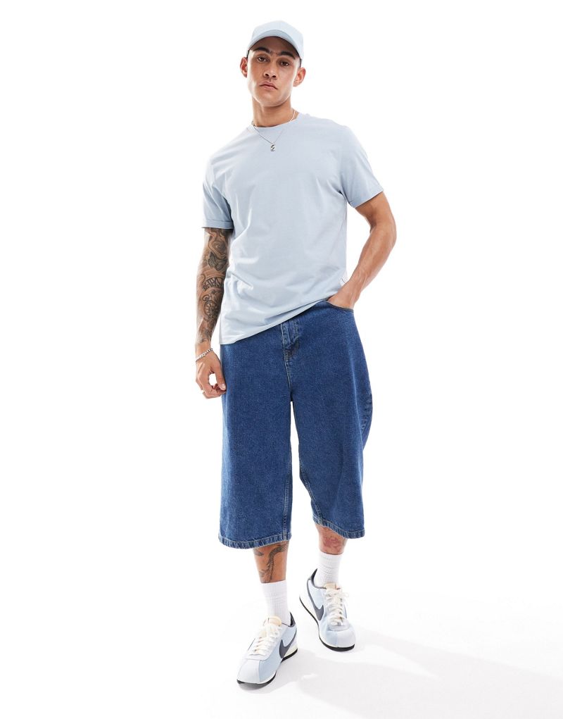 

Голубая футболка с манжетами на рукавах ASOS DESIGN