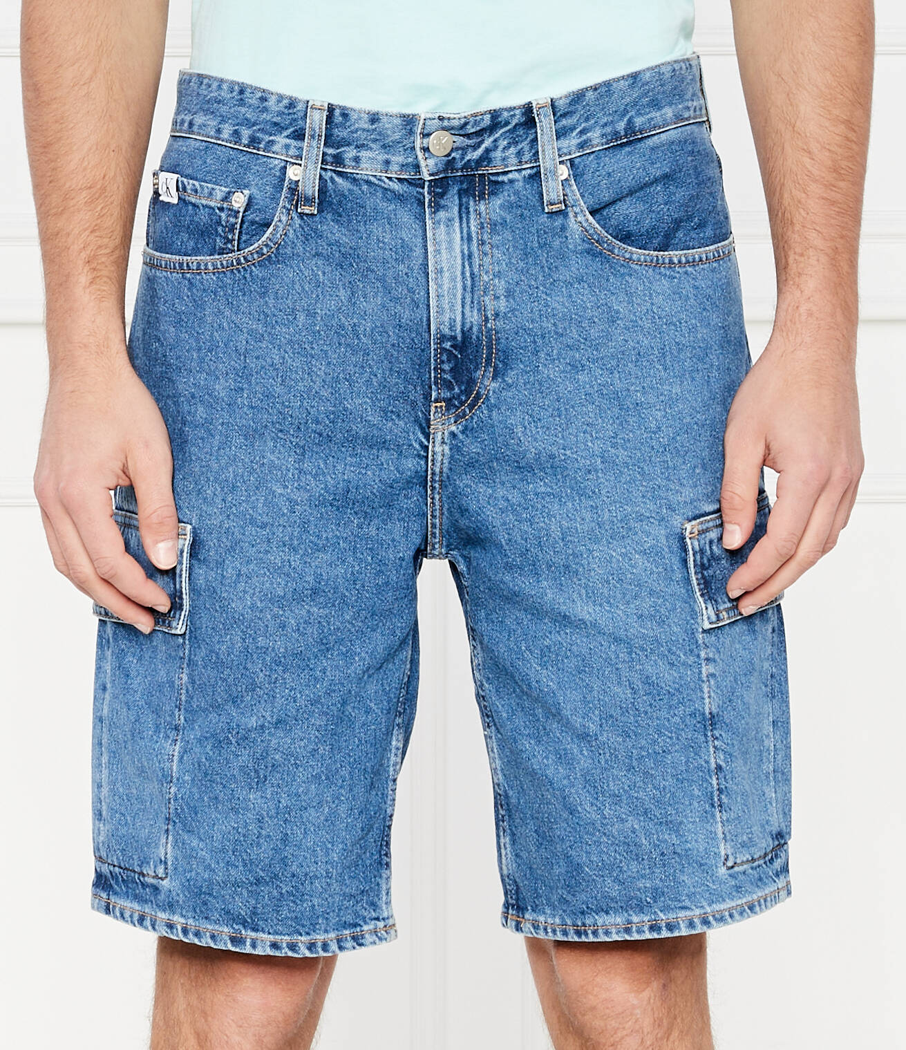 

Джинсовые шорты CALVIN KLEIN JEANS 90'S Cargo Loose fit, темно-синий