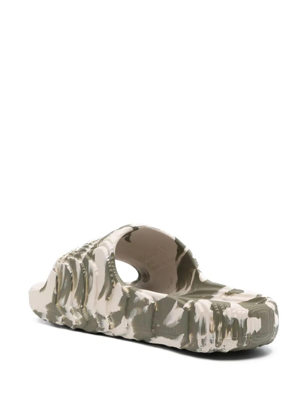 Шлепанцы Adilette с камуфляжным принтом adidas, зеленый — фото 3