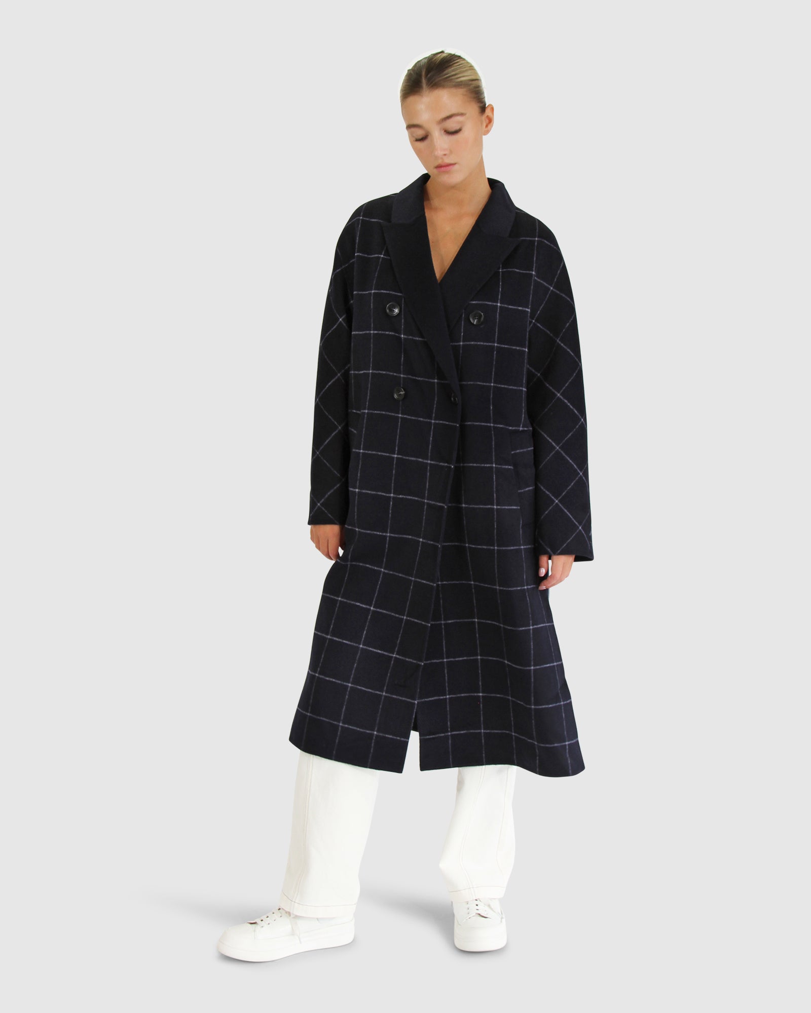 

Список гостей: Двубортное пальто большого размера Belle&Bloom, цвет navy plaid