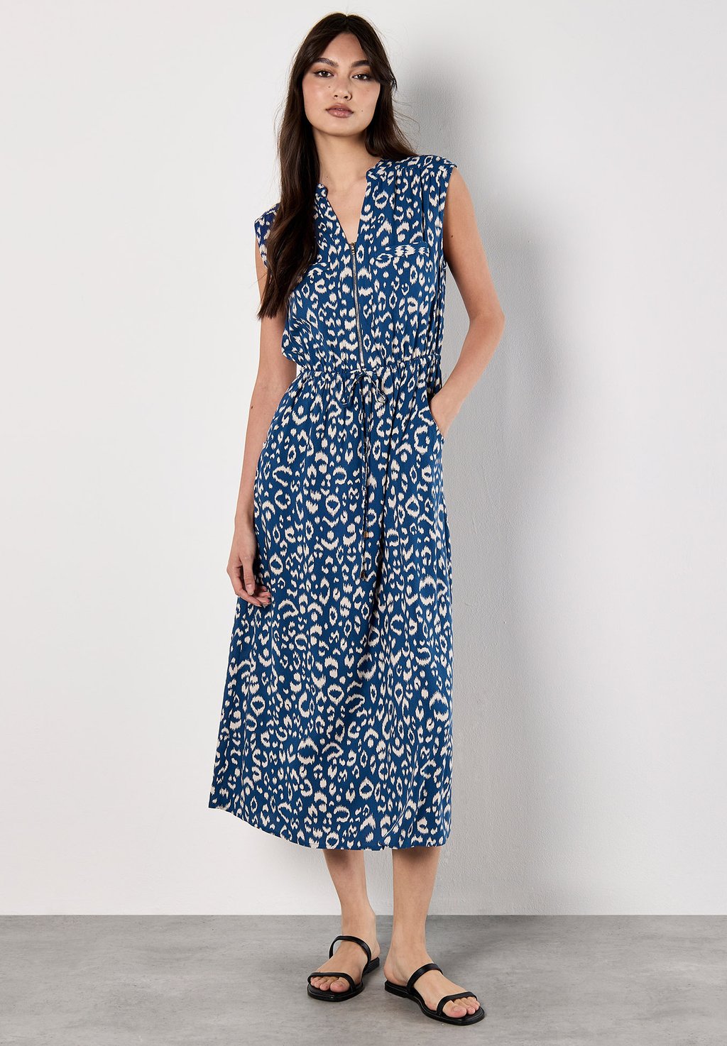 

Платье-рубашка ANIMAL PRINT MIDI Apricot, синий