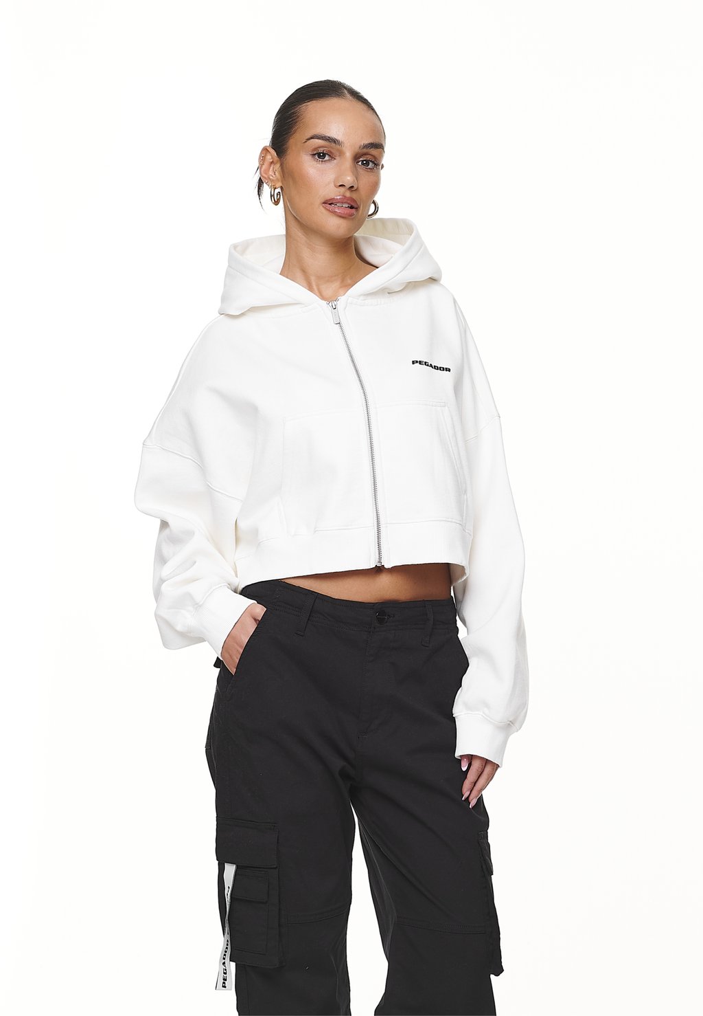 

Толстовка MARLA CROPPED OVERSIZED JACKET Pegador, цвет white/black
