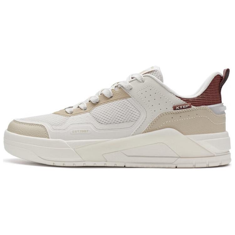 

Кроссовки XTEP Skateboarding Shoes Men Low-top Gray/Brown, красный