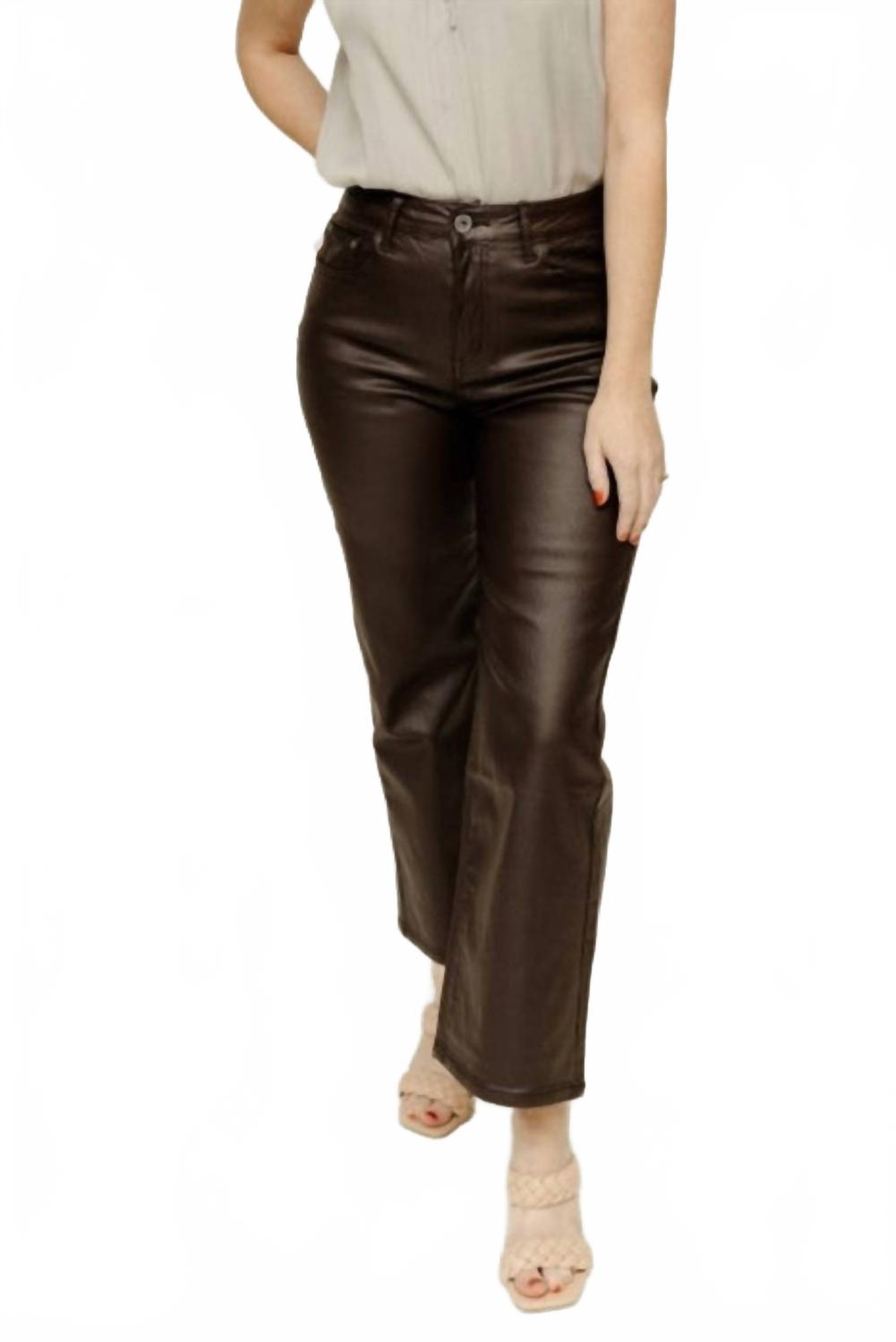 

Эластичные брюки из искусственной кожи Ainsley в темно-коричневом цвете Q2