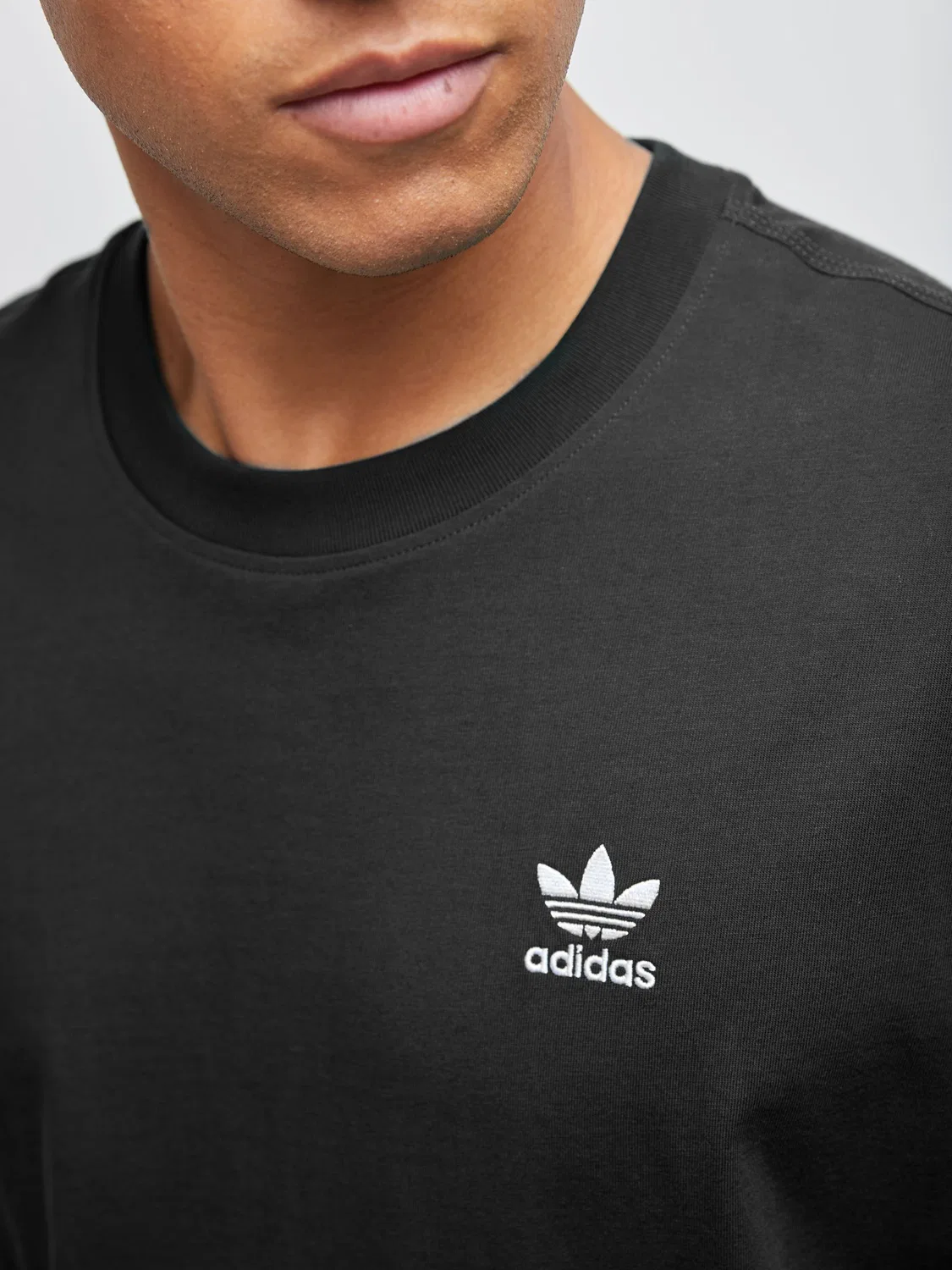 Футболка оверсайз Trefoil Essentials, adidas Originals, черный — фото 4