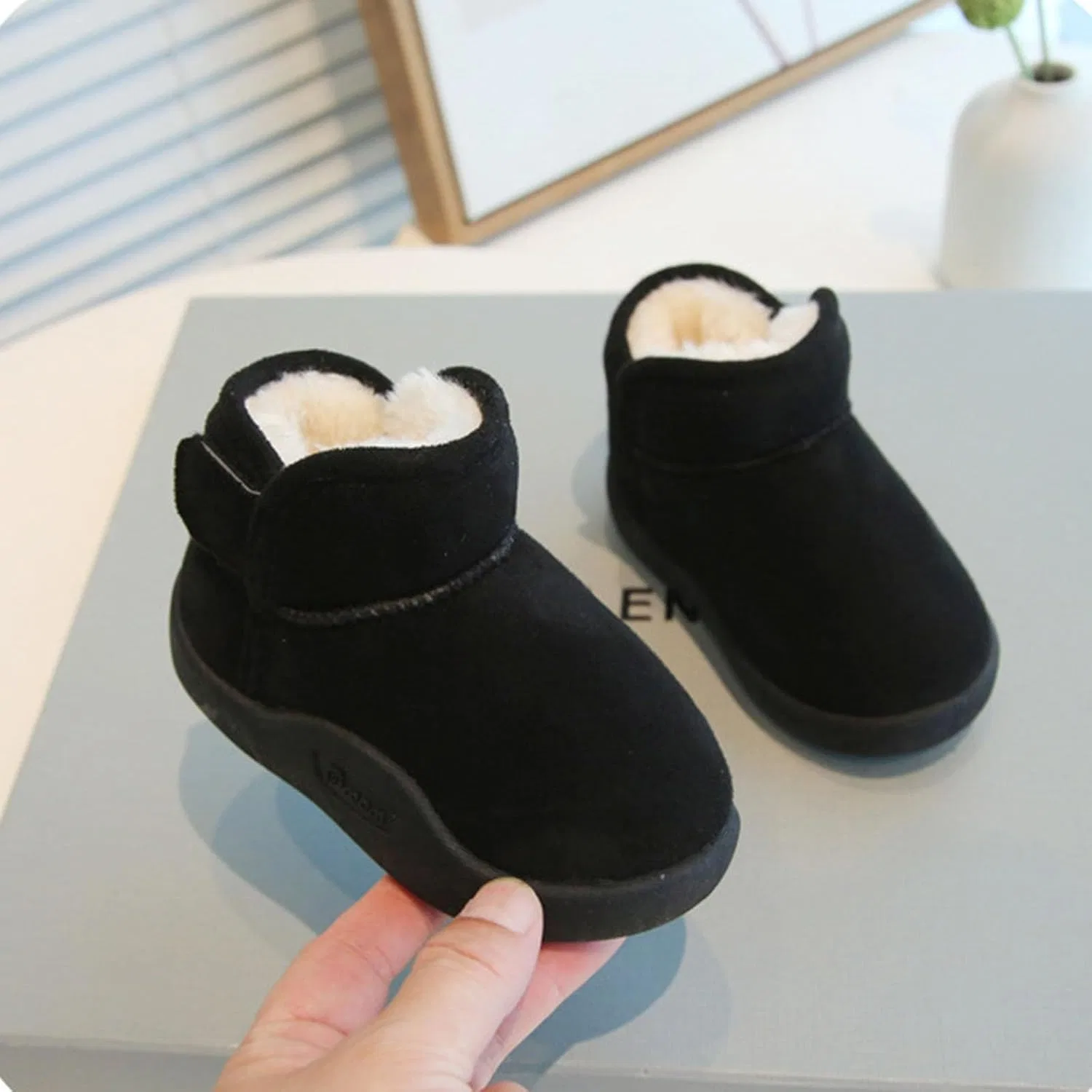 Детские зимние ботинки для девочек с мехом и липучкой ZDZZHYO, Black — фото 2
