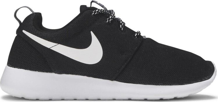 

Кроссовки Nike Wmns Roshe One, черно-белый, Черный, Кроссовки Nike Wmns Roshe One, черно-белый
