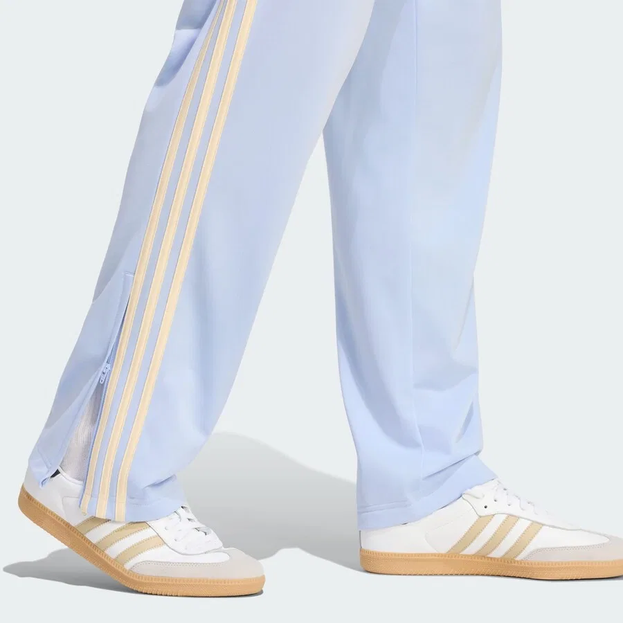 Брюки ADIDAS ORIGINALS Regular Pants 'Firebird' светло-голубого цвета — фото 4