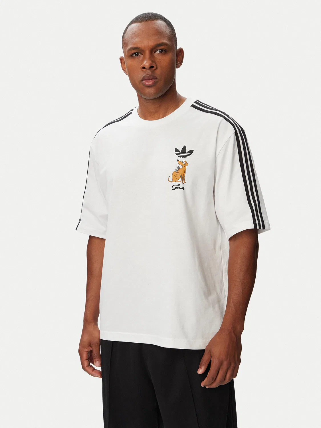 Мужская футболка стандартного кроя Little Santas Helper Graphic Adidas, белый — фото 3