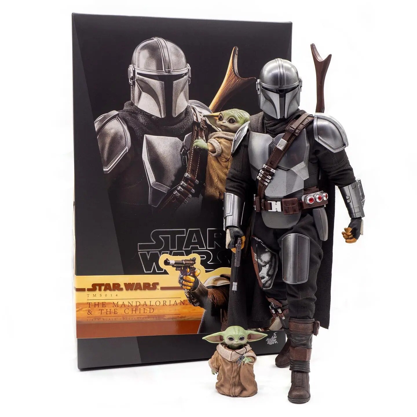 

Фигурка Hot Toys The Mandalorian, The Mandalorian and The Child TMS014 ( Regular Edition), 30 см