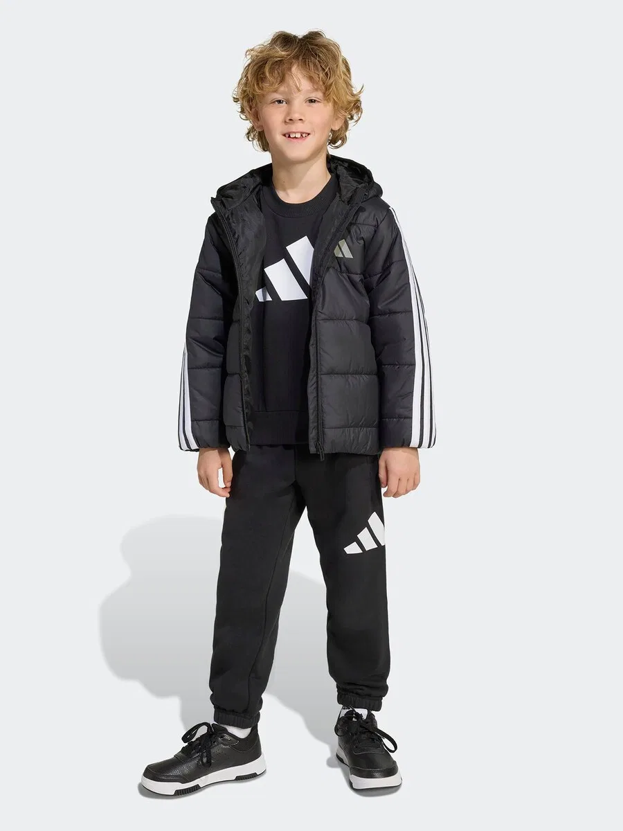 Спортивная куртка ADIDAS SPORTSWEAR 'Essentials 3-Stripes Padded Jacket' черного цвета — фото 4