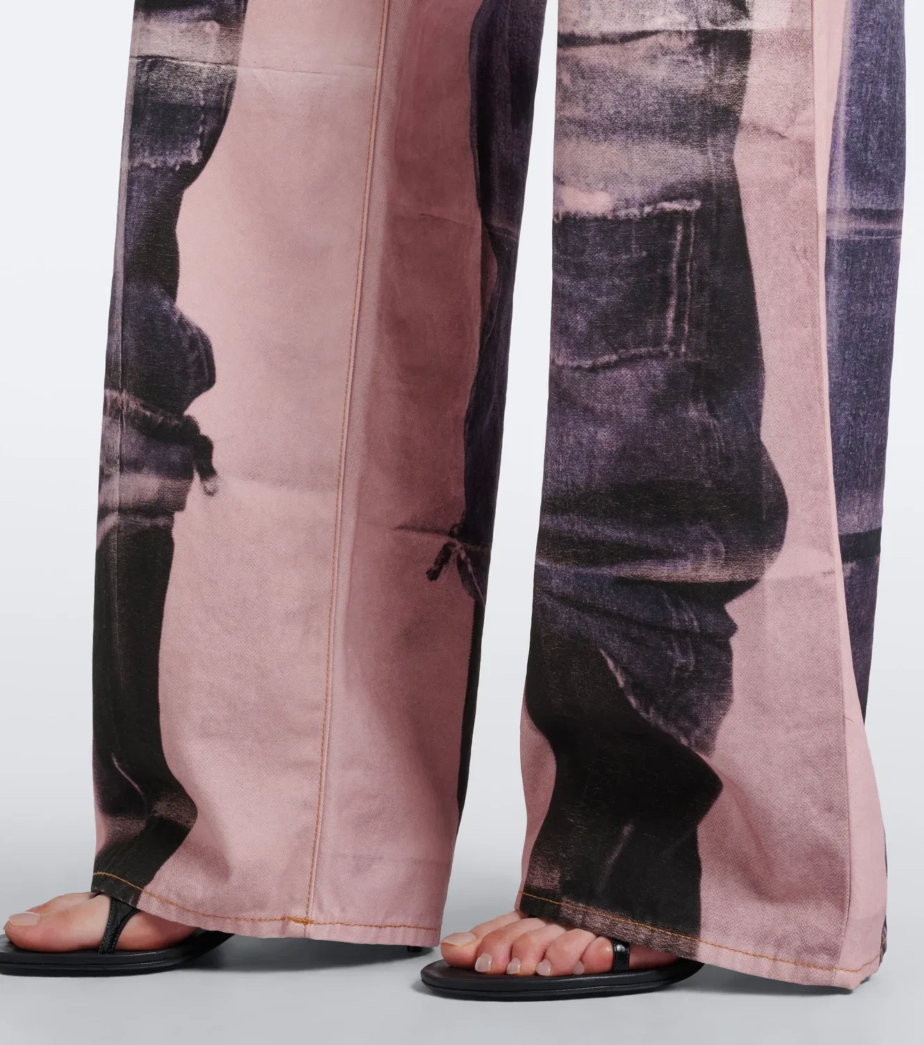 Широкие джинсы с эффектом обманки 1981 Acne Studios, розовый — фото 4