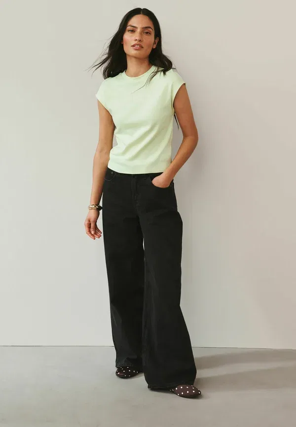 Футболка хлопковая Capped sleeve crew neck Next, lime green, зеленый — фото 2