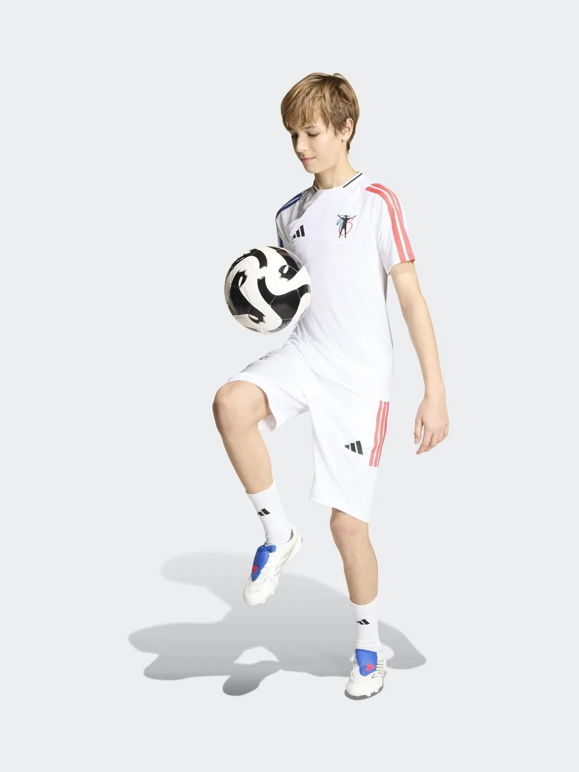 Шорты тренировочные Jude Bellingham adidas, белые — фото 3