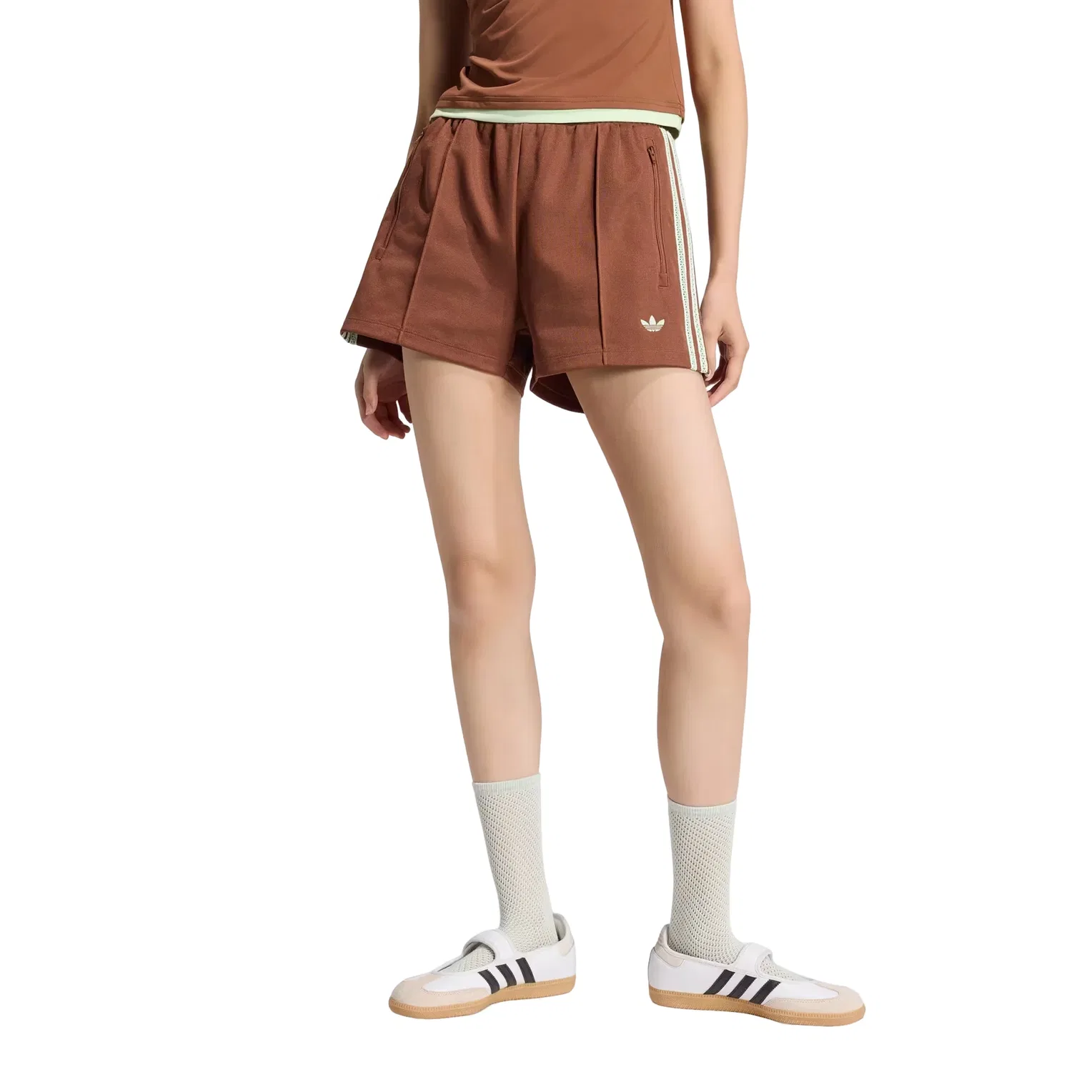 Женские шорты с принтом Summer Glow Adidas, коричневый — фото 2
