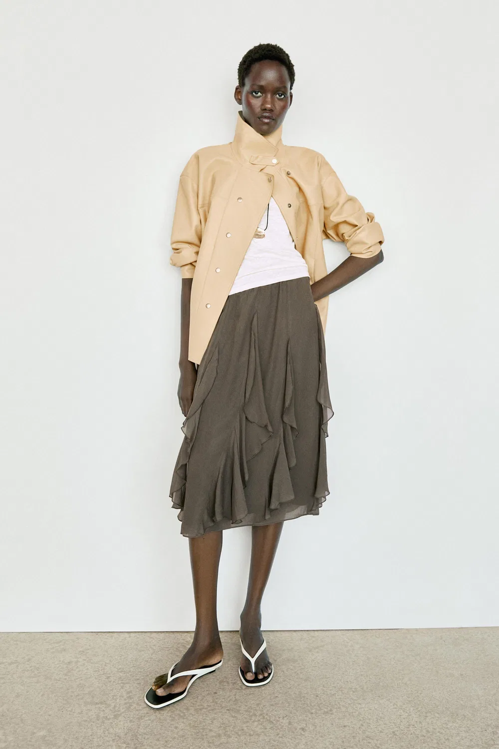 Юбка Massimo Dutti, струящаяся миди с оборками, зеленый — фото 4