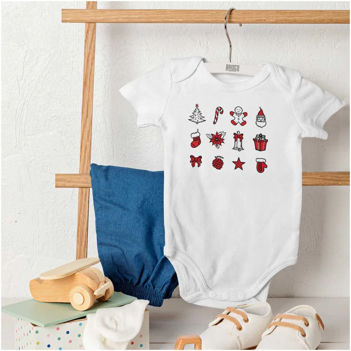 Детский боди-комбинезон с принтом Classic Christmas Holiday Ornaments Brisco Brands, White — фото 4