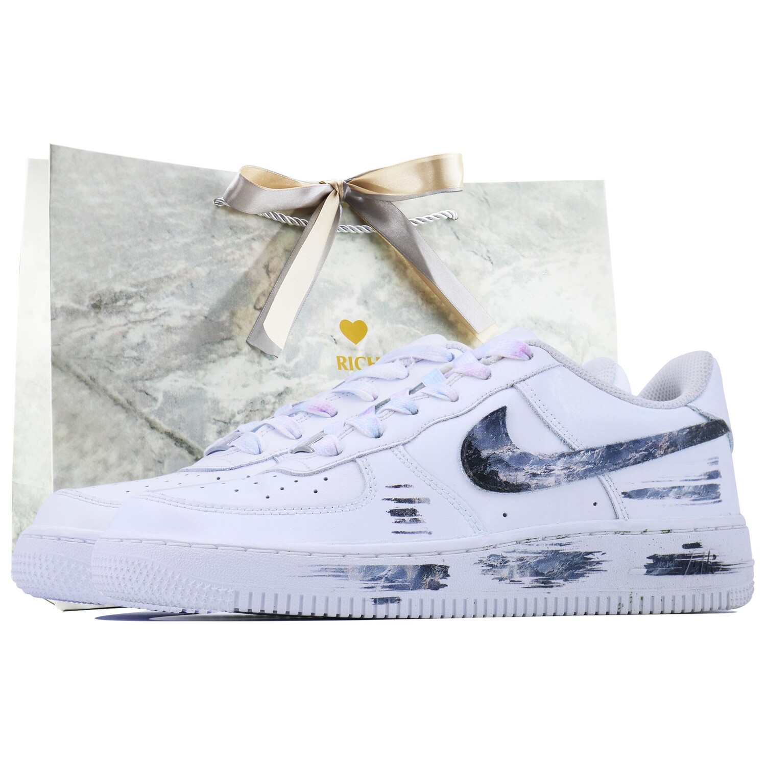 

Кроссовки Nike Air Force 1 Kids' Skateboarding Shoes Grade School, белый
