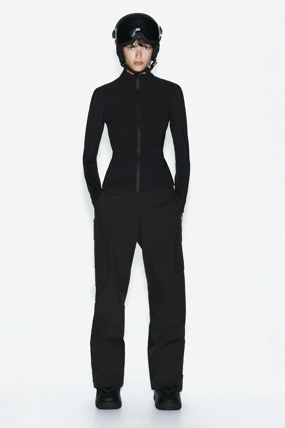 

Лыжная коллекция легкая стеганая куртка ZARA, черный