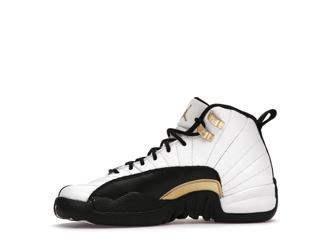 Детские кроссовки Lifestyle с принтом Jordan 12 Retro Jordan, White/Black-Metallic Gold — фото 3