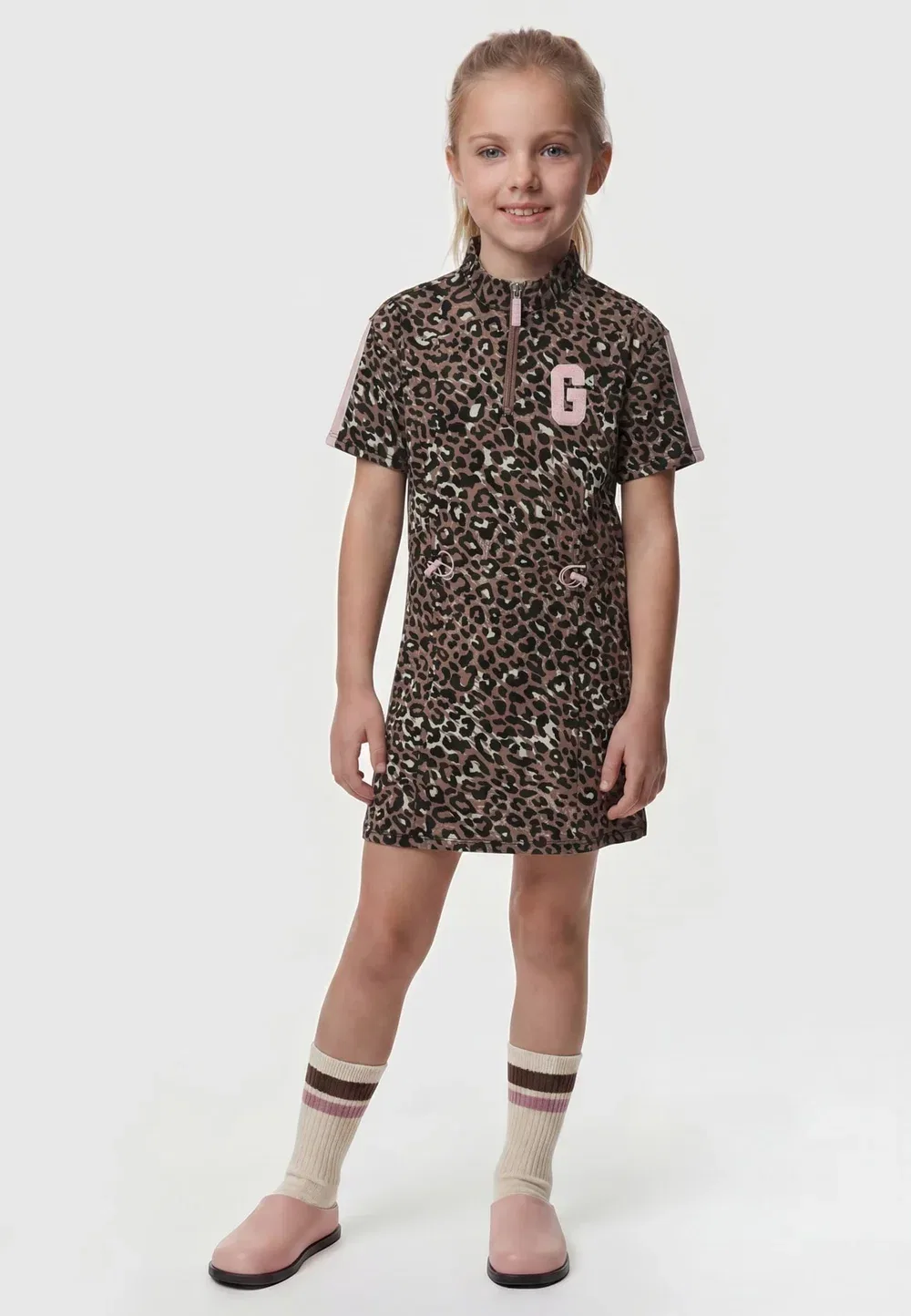 Платье с животным принтом - платье-футболка Guess, Animalier