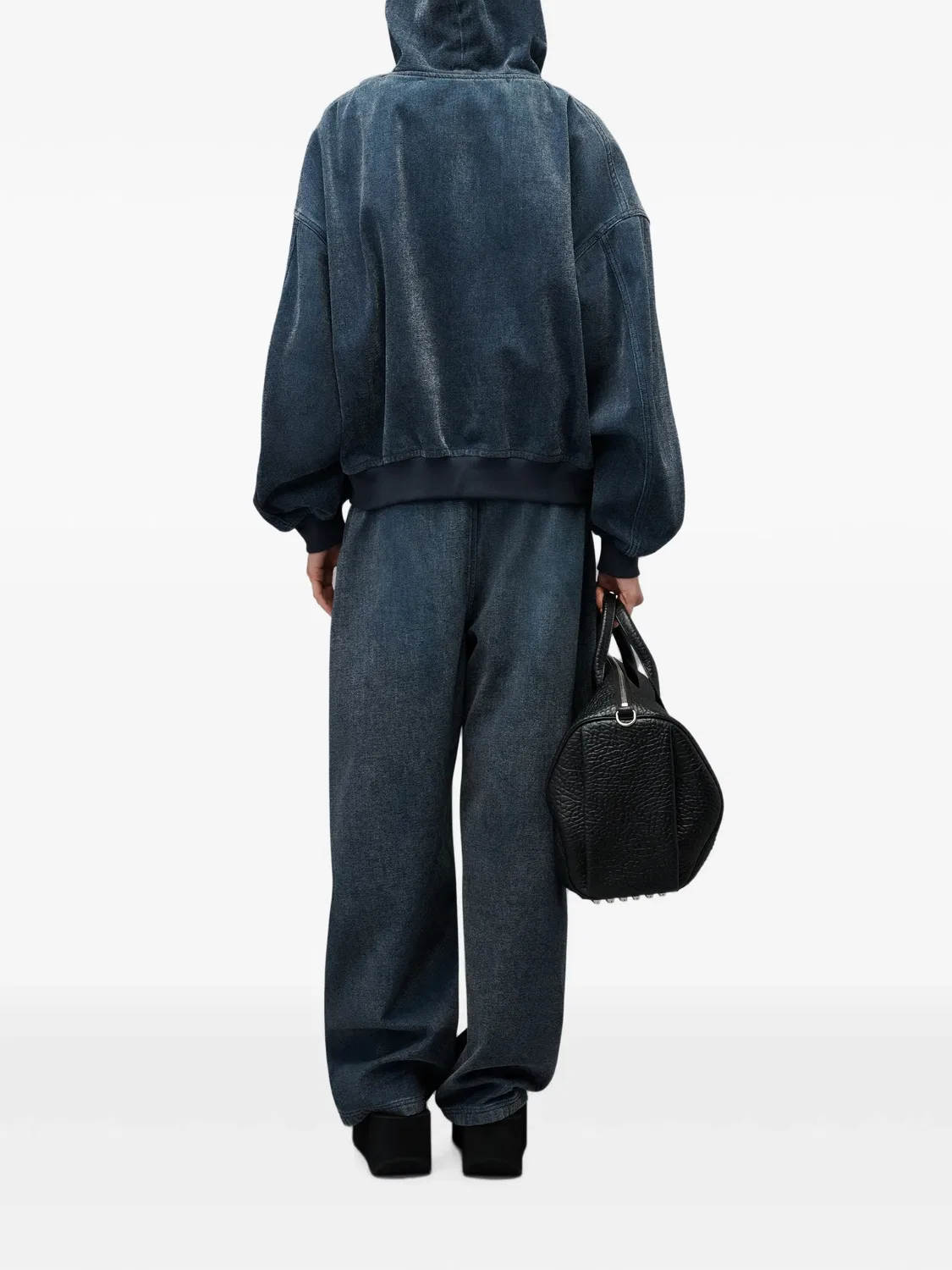 Брюки джоггеры из денима синие Alexander Wang, синий — фото 3