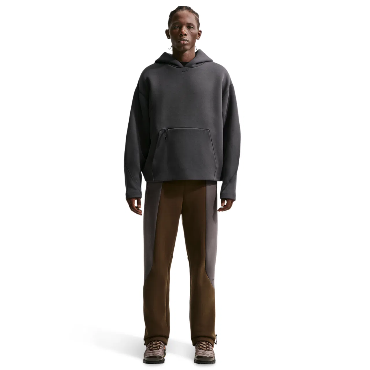 Мужское худи из плотного флиса Tech Ergo Pullover Hoodie Nike, серо-черный — фото 3