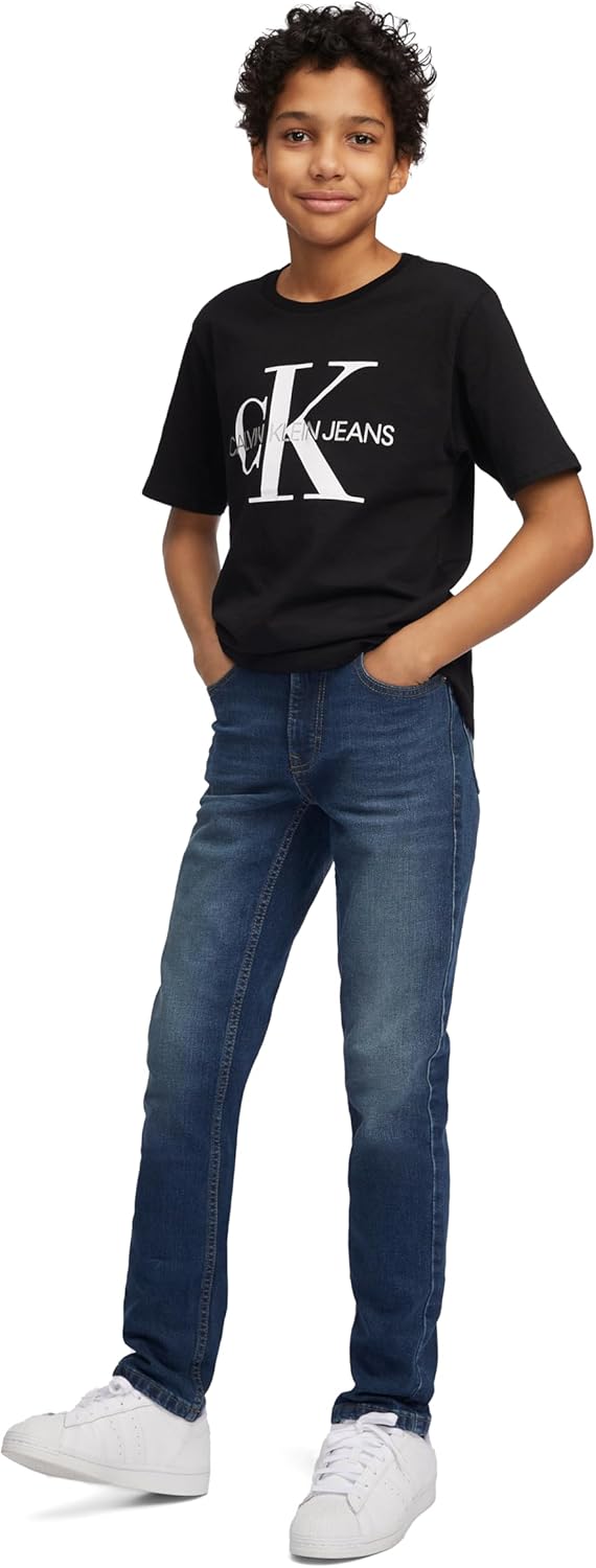 Футболка Calvin Klein Boys с коротким рукавом и круглым вырезом, мягкая, удобная, свободного кроя., Old School True Black — фото 2