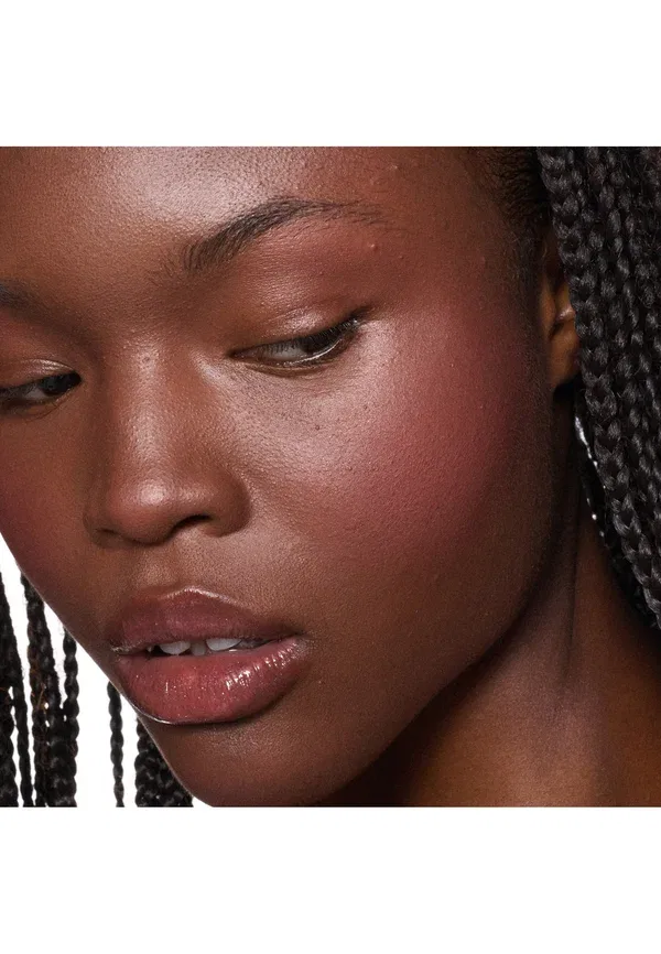 Румяна пудровые Skinfinish colourstruck blush Mac, pinch me 4.5 г, цвет pinch me — фото 4