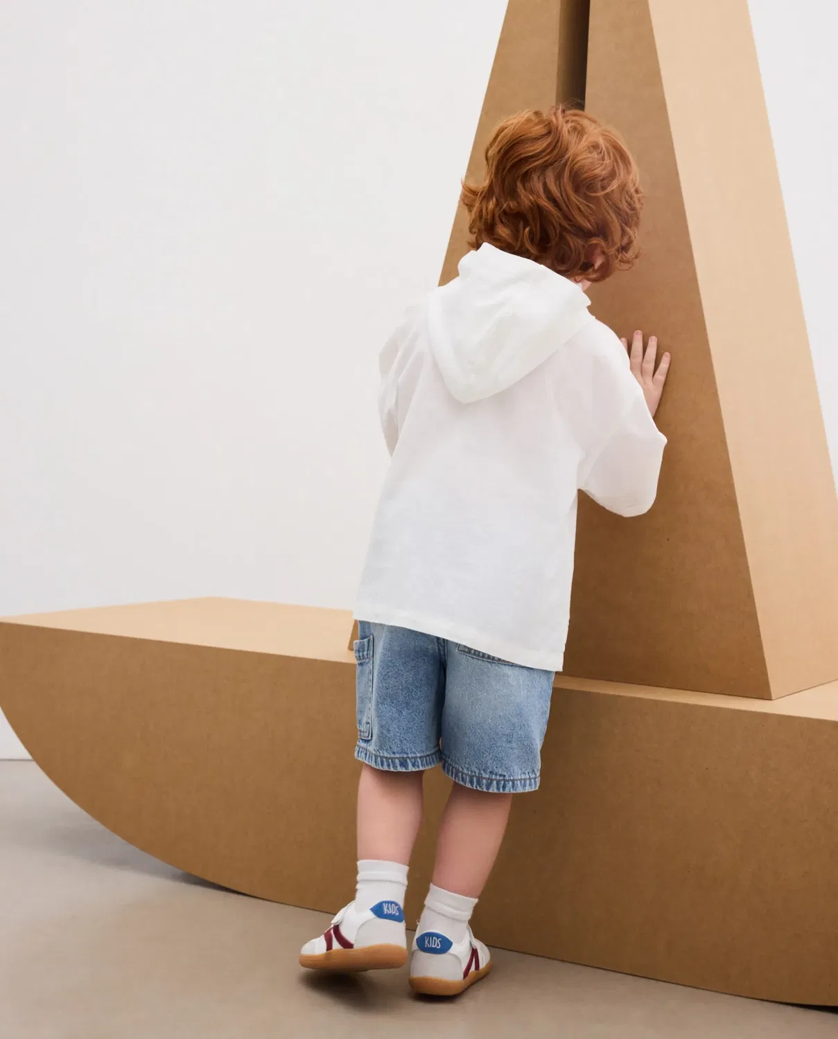 Детская рубашка для мальчиков с капюшоном Kids El Corte Inglés, Blanco Roto — фото 3