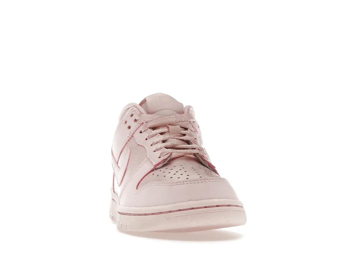 Детские кроссовки Lifestyle с перфорированным носком Nike Dunk Low Nike, Prism Pink/Prism Pink — фото 2