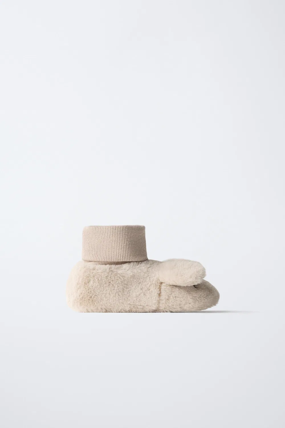 Тапочки в виде кроликов ZARA, Ecru White