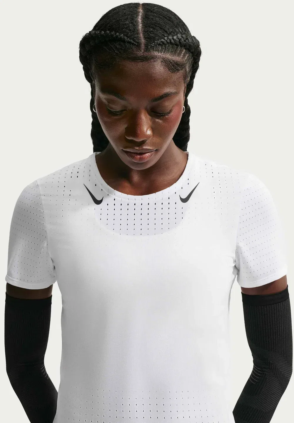 W nk arswft dfadv top ss - спортивная футболка Nike Performance, White/Black — фото 3