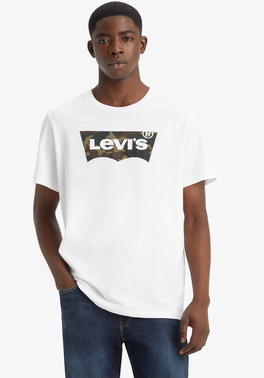 Рубашка LEVI'S Regular Shirt 'Housemark Graphic T-Shirt' белого цвета — фото 4