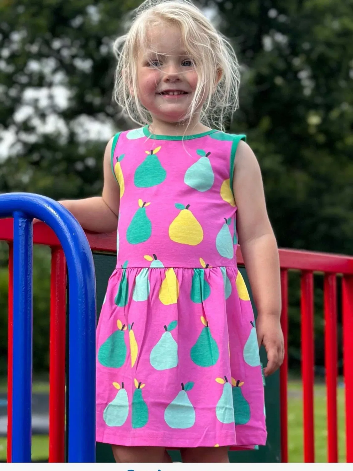 Платье Toby Tiger Bio-Baumwoll Kinder Sommerkleid mit Birnen-Druck розового цвета — фото 3