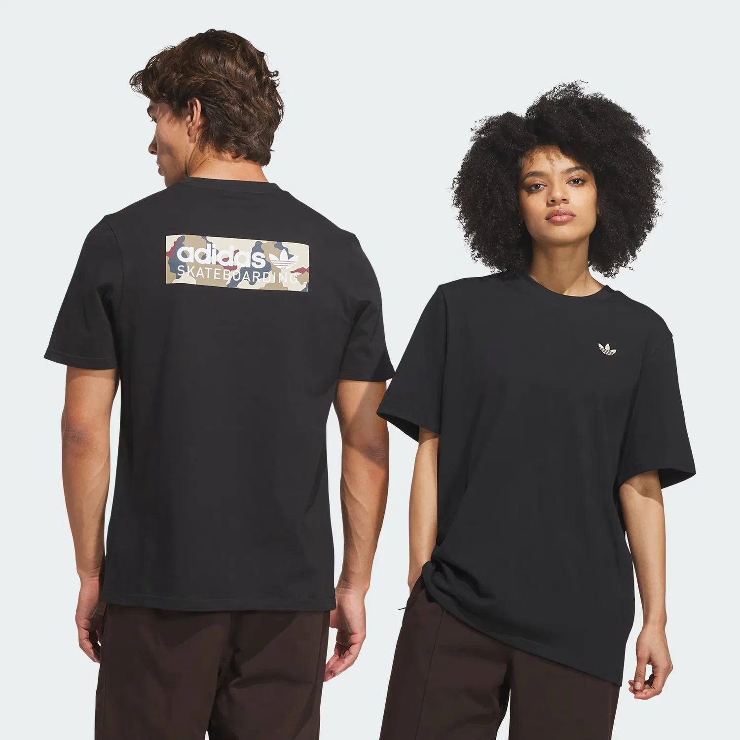 Футболка с камуфляжным принтом Skateboarding Camo Logo Tee Adidas Originals, черный — фото 2