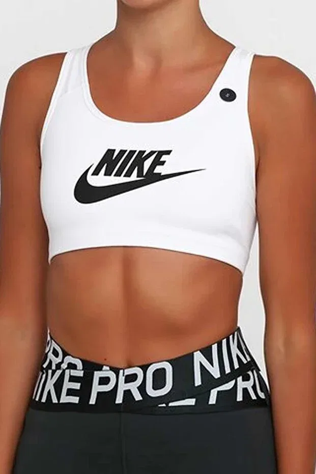 Женский спортивный бюстгальтер с принтом Swoosh Futura Bra Nike, White — фото 3