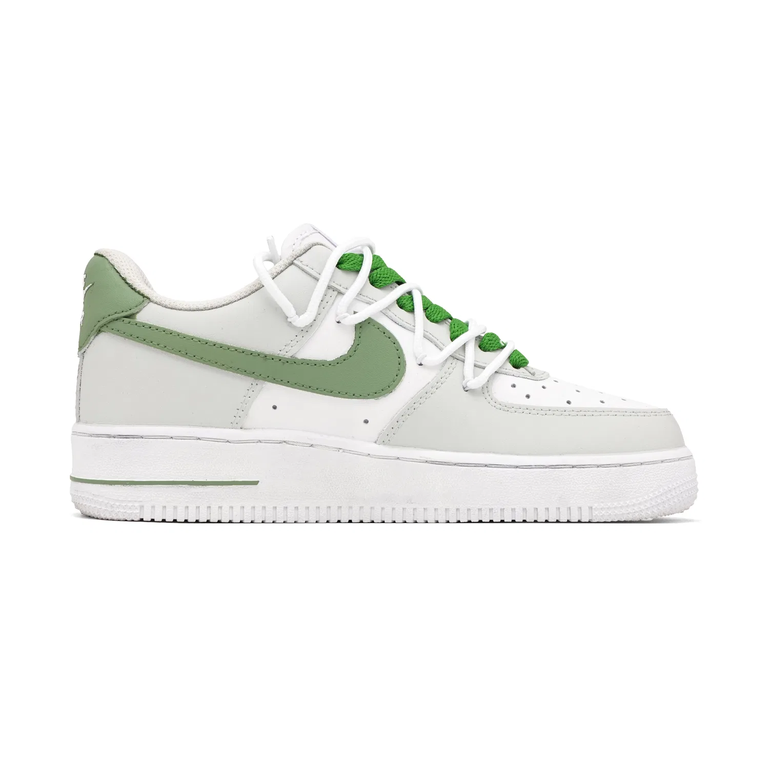 Детские скейтбордические кроссовки с низким верхом Nike Air Force 1, White — фото 3