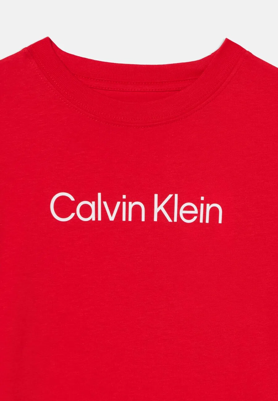 Футболка Calvin Klein Jeans красного цвета — фото 3