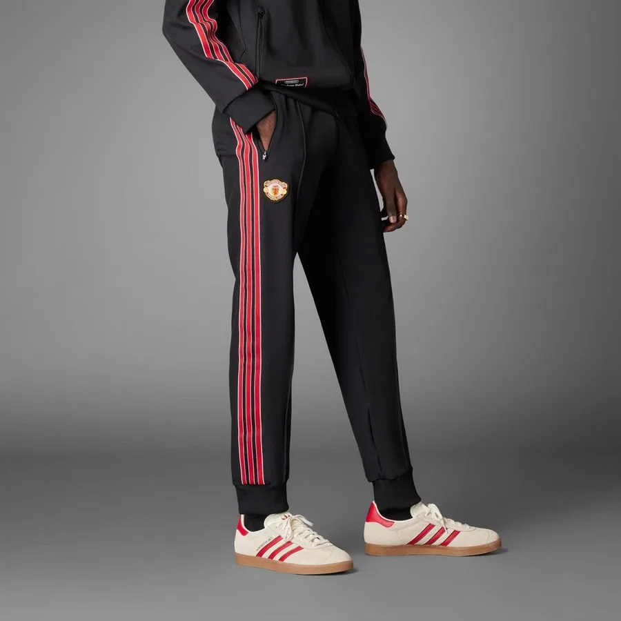 Спортивные штаны Manchester United Terrace Icons adidas, Черный