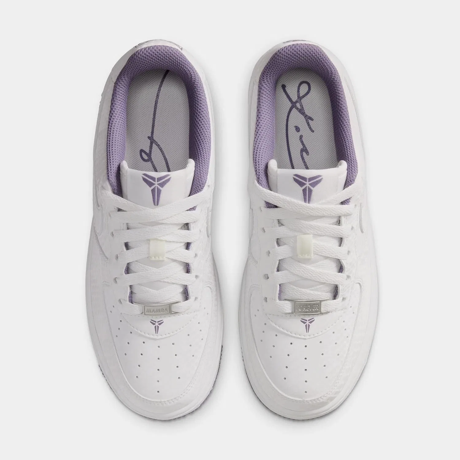 Детские кроссовки для девочек с принтом Kobe Air Force 1 Low Forever Summit White Daybreak Nike, Summit White/Daybreak — фото 2